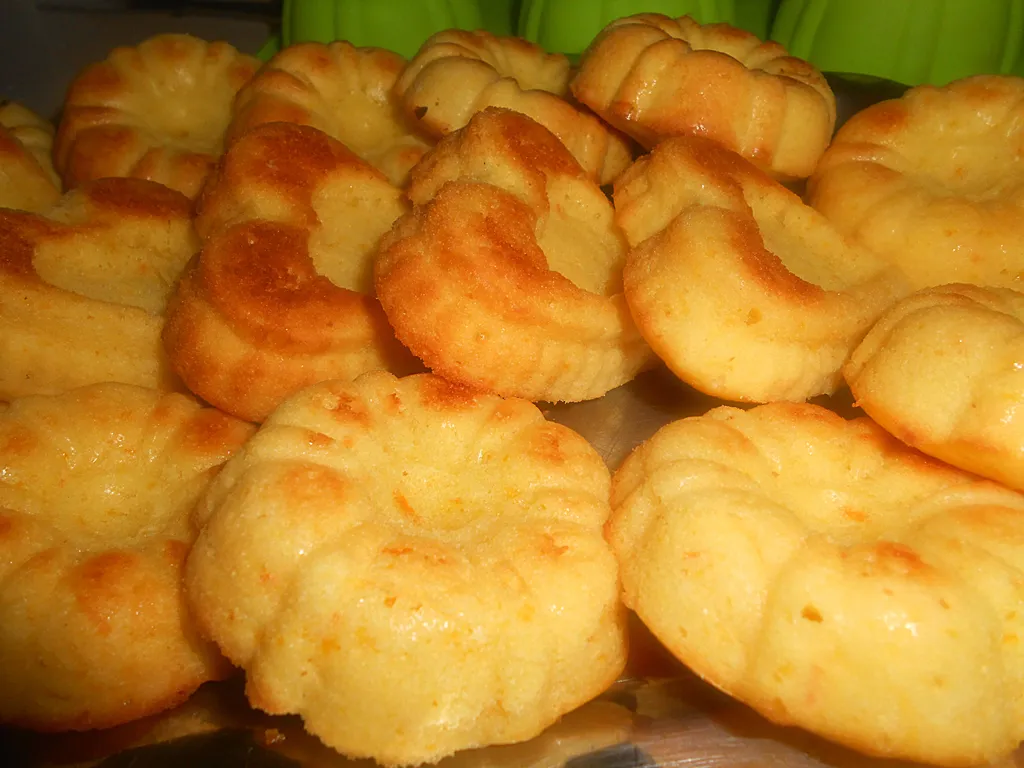 Citrus muffins