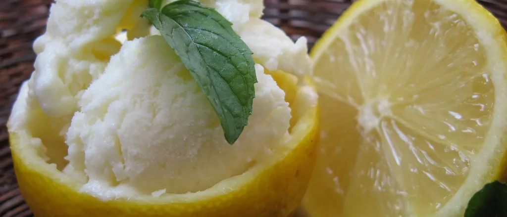 Lemon icecream