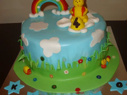 Rođendanska fondant torta - Winnie the Pooh