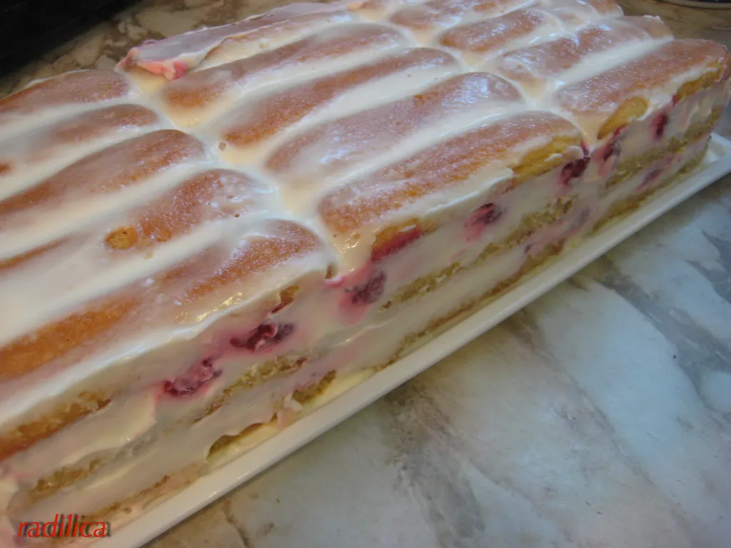 Torta od kisele pavlake/ Sour Cream Cake