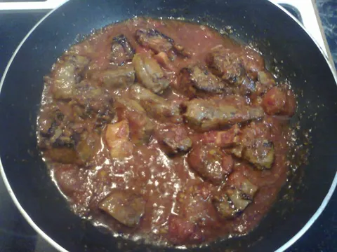 juneća jetrica sa salsom od pomidora