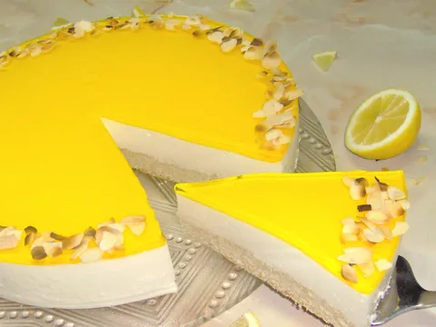 Španska torta od limuna i šafrana