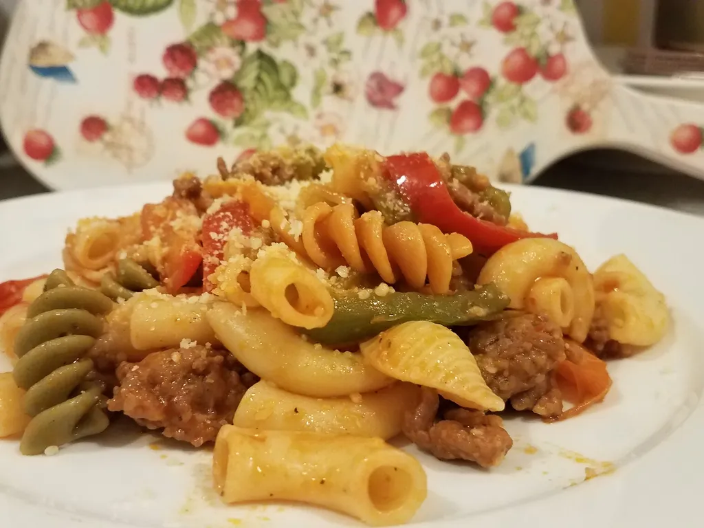 Italian sausage and peppers pasta