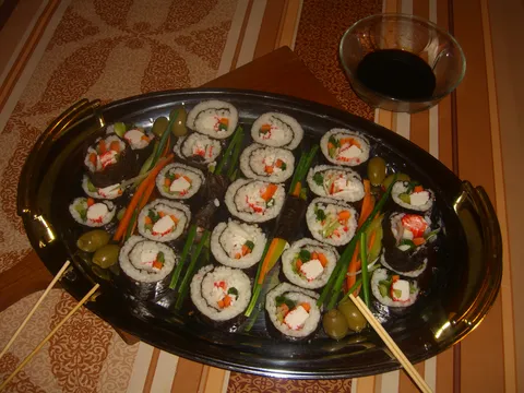 sushi by mm