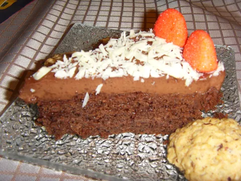 Sarina čokoladna torta
