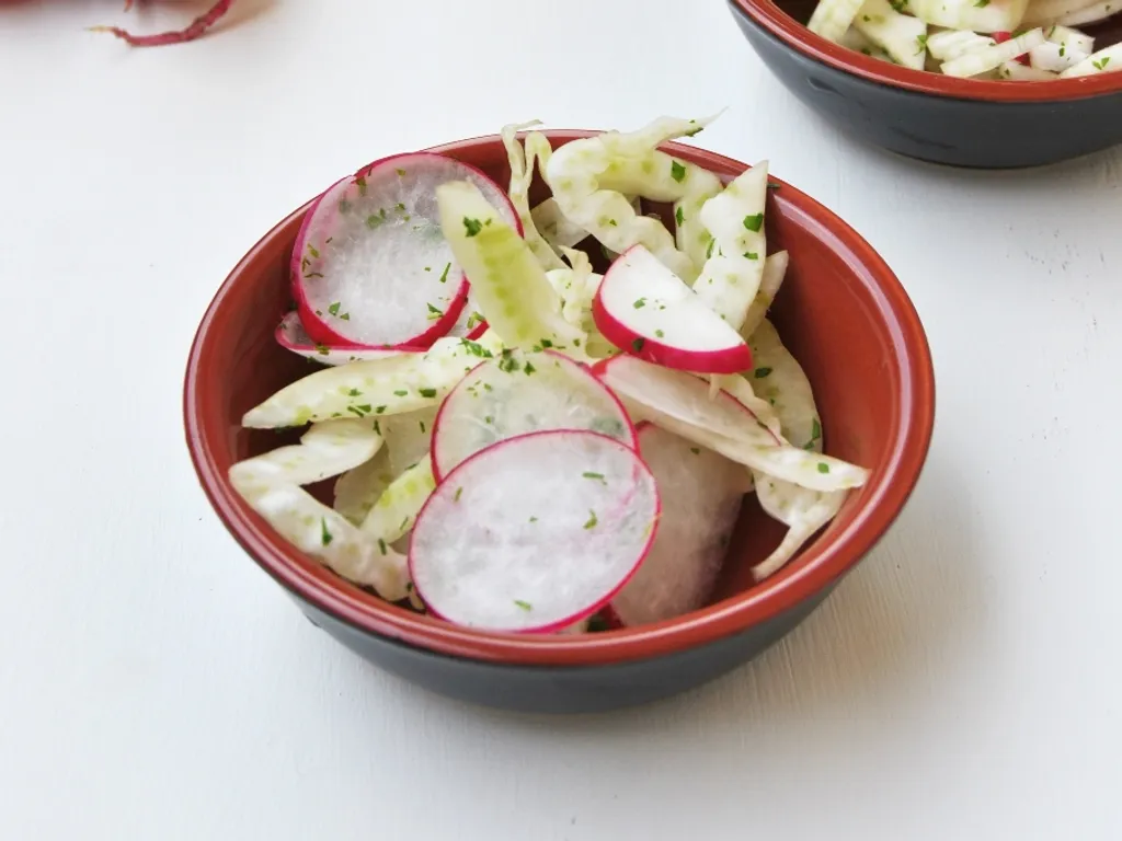 Salata od komorača i rotkvice