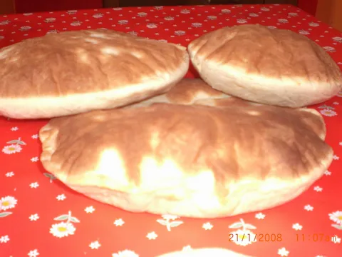 Khoubiz (libanonski kruh) by alibaba