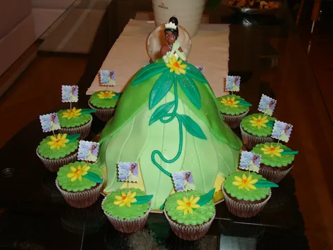 Torta Princeza Tiana & Tiana cupcakes