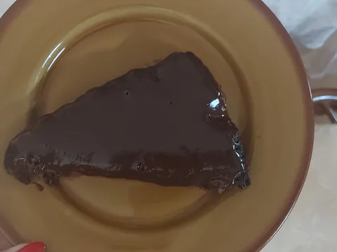 Čokoladni kolač bez brašna i šećera