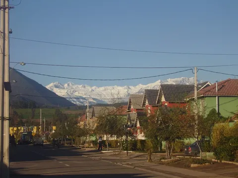 Santiago poslije kise (Cordillera)