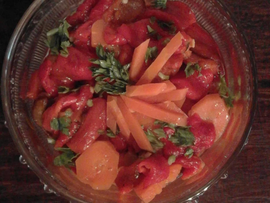 salata od pečenih paprika i šargarepe