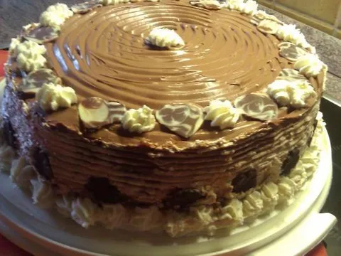 Cokoladna mascarpone torta