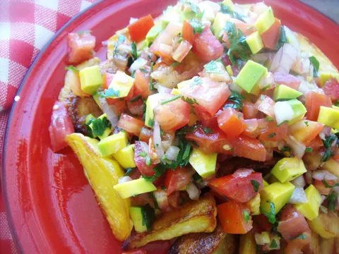Salata Mexico(salata od krumpira sa salsom)