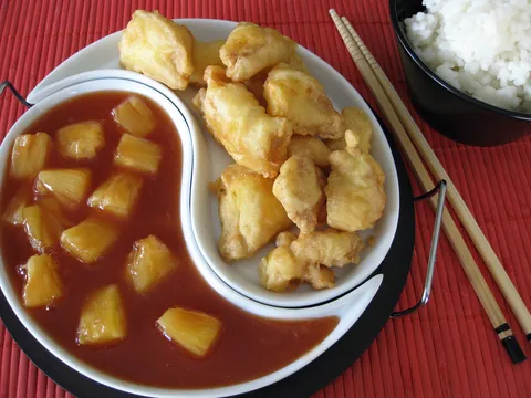 Pohana piletina u slatko-kiselom umaku (kineski)