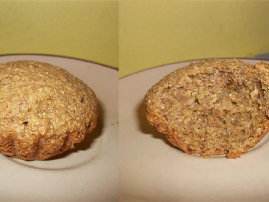 Integralni muffini s palentom i breskvama
