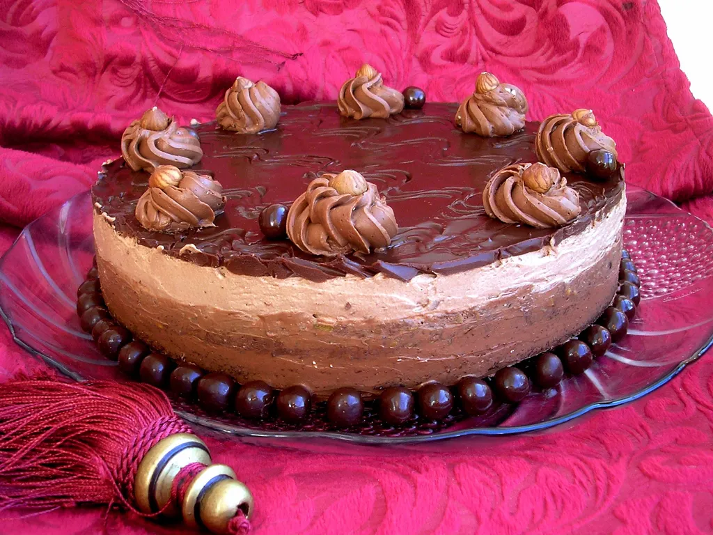 Choco-praline brownies cake