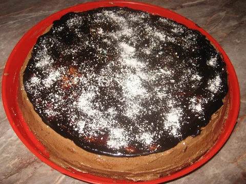 Obicna cokoladna torta