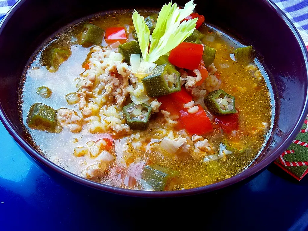 Taze bamya corbasi(juha od svježe bamije)