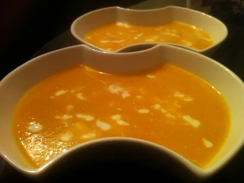 Krem juha od mrkve i đumbira