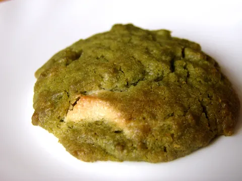 Green Stuff Cookies (keksi sa matcha čajem i komadićima bijele čokolade)