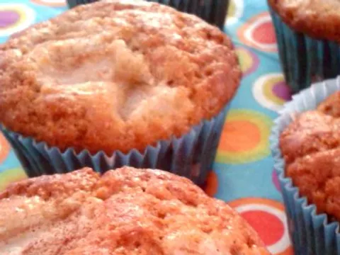Integralni muffini s kruškama i cimetom