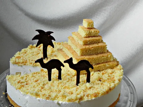 Piramida kolač