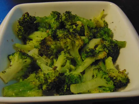 Brokula s češnjakom