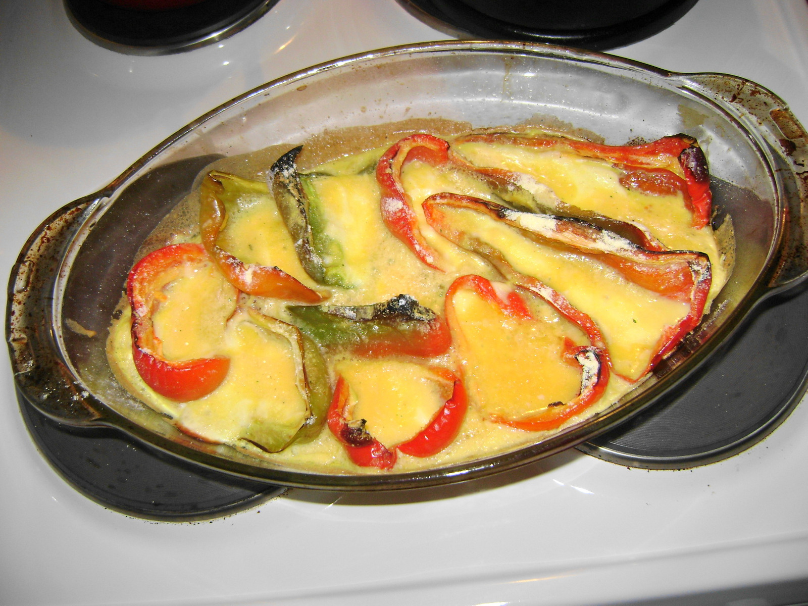 Pecene paprike sa sirom i jajima - Coolinarika