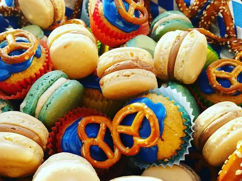 Macarons& mini muffini