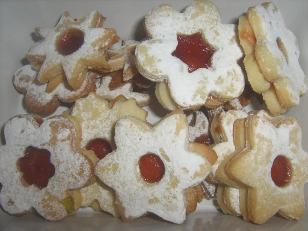 Sitni Božićni/Uskrsni kolači sa marmeladom