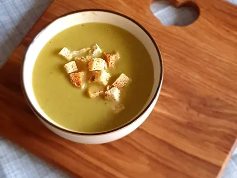 Krem Supa od Zelenih Sparoga/Spargelsuppe