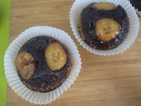 Up-side-down muffins