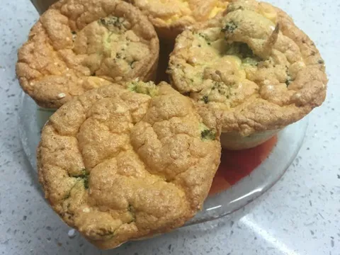 Slani muffins sa brokulom