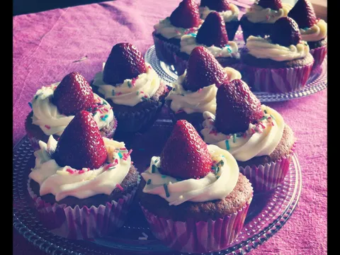 cupcakes :)