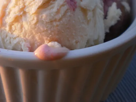 Buttermilk ice cream