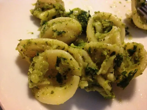 Kratka pasta sa brokolijem ( Orecchiette ai broccoli )