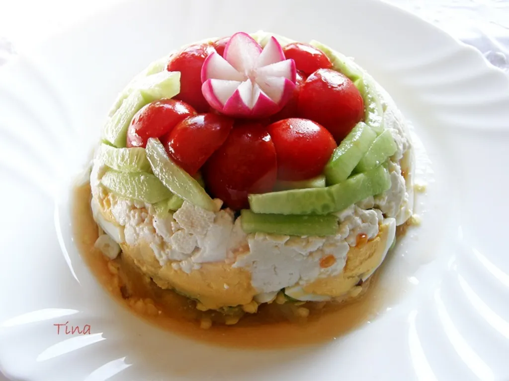 Šopska salata na dekorativan način