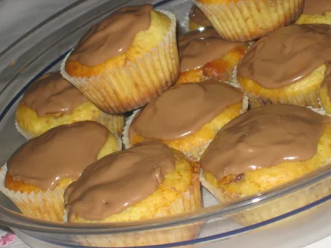 Muffini s kinder čokoladom