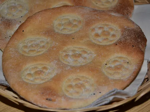Uzbekistanski tanki kruh