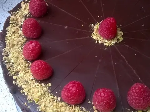 Cokoladna torta sa marcipanom Johanna Lafera