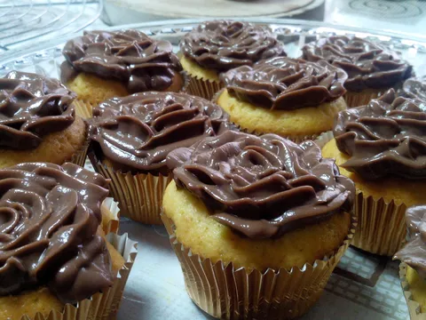 Linolada jaffa cupcakes