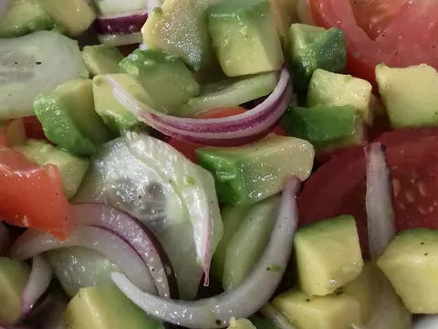 Avokado salata by djegica