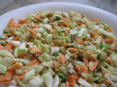 Coleslaw Salad (Salata od kupusa)