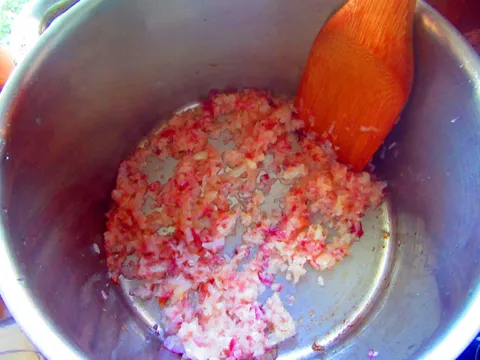 Juha s kvinojom, slanutkom i špinatom 1 korak pripreme