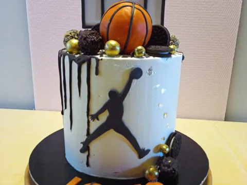 Torta za malog košarkaša