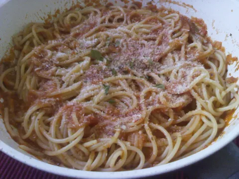 Špageti milaneze
