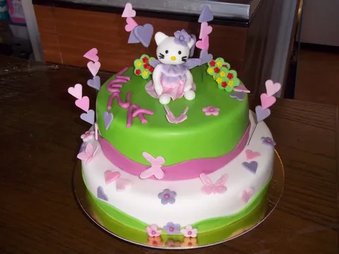 Hello Kitty torta