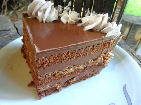 Čokoladna torta kao Ferrero by vonzi