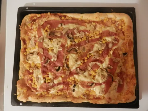 Kukuruzna pizza