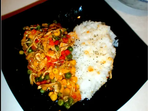 Piletina sa rižom i povrćem